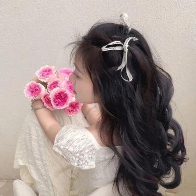 女兵报到