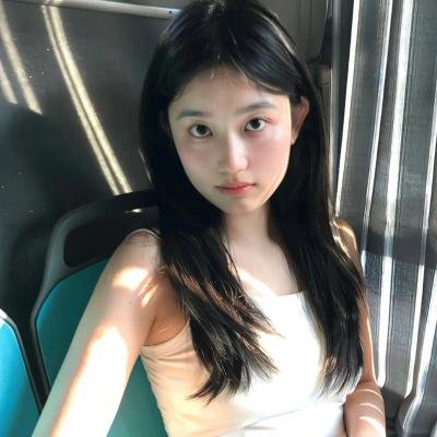 笼中女